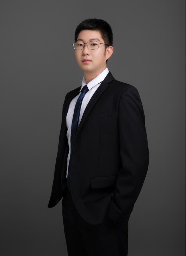 劉建華 三級(jí)項(xiàng)目經(jīng)理