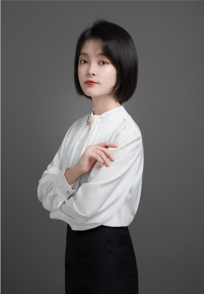 鄭霞榮 助理項目經(jīng)理